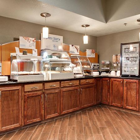 Holiday Inn Express Marshfield - Springfield Area By Ihg Exterior foto